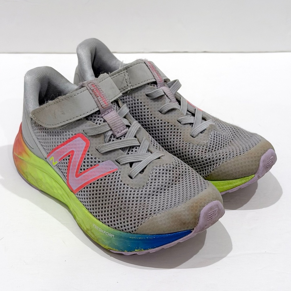 Kids New Balance Arishi V4 Running Shoes Size 13